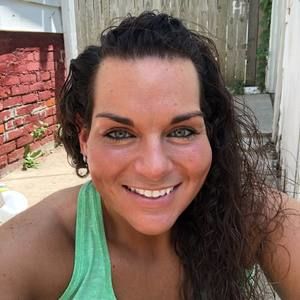 Meet your Posher, Celia